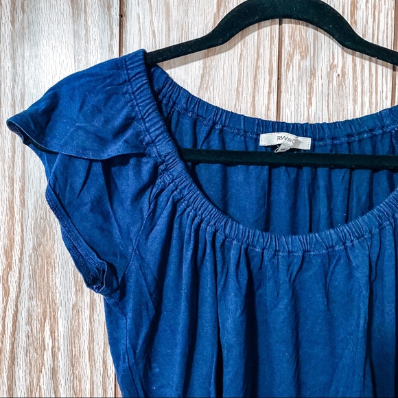 ⭐️RW&CO. Dark Blue Blouse in Small - Picture 2 of 8